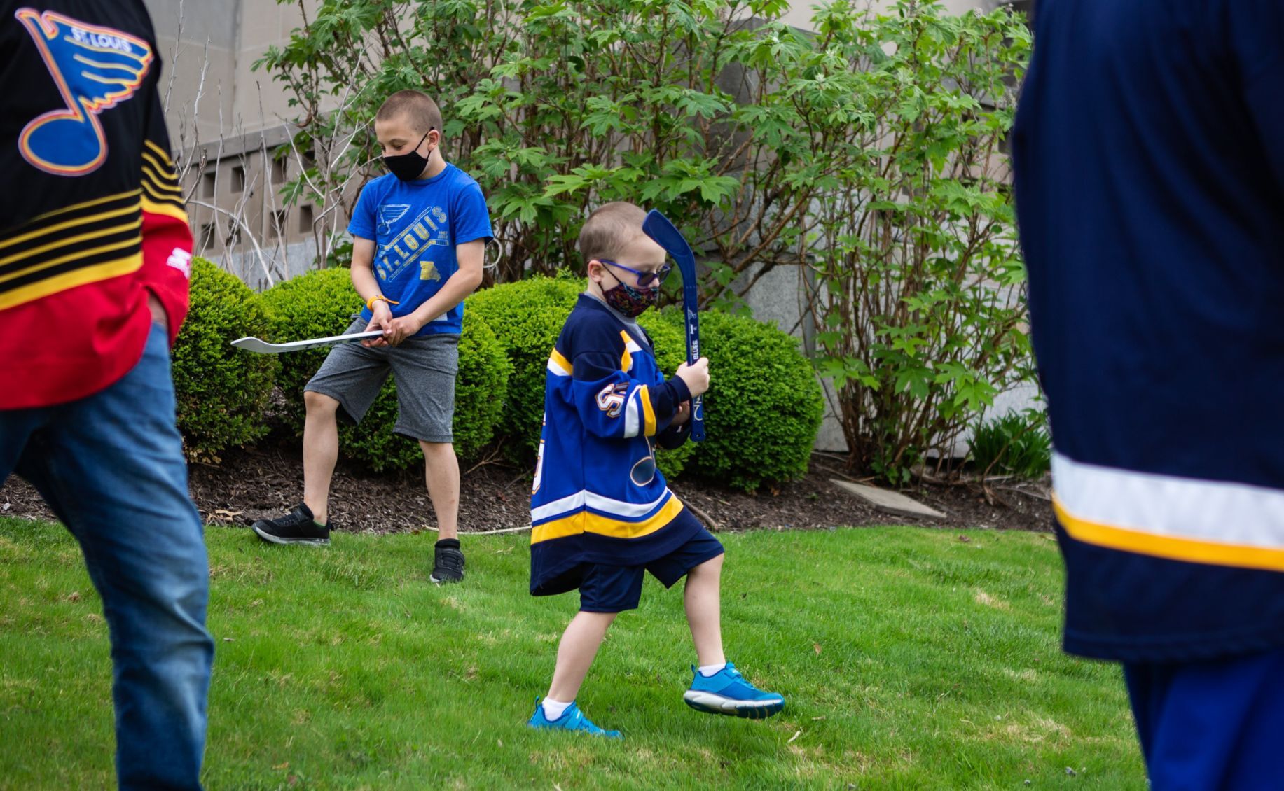 Blues fans line Market Street to pay tribute to Plager 4